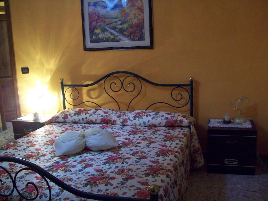B&B Il Tulipano Sul Lago Colle di Tora Cameră foto