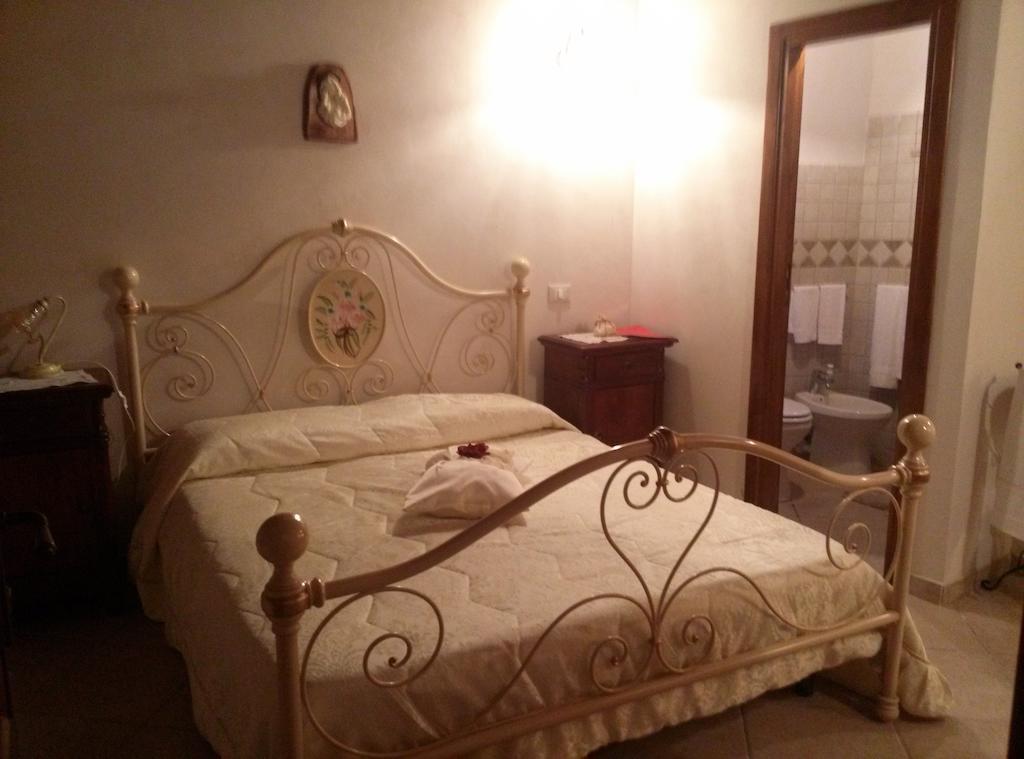B&B Il Tulipano Sul Lago Colle di Tora Cameră foto